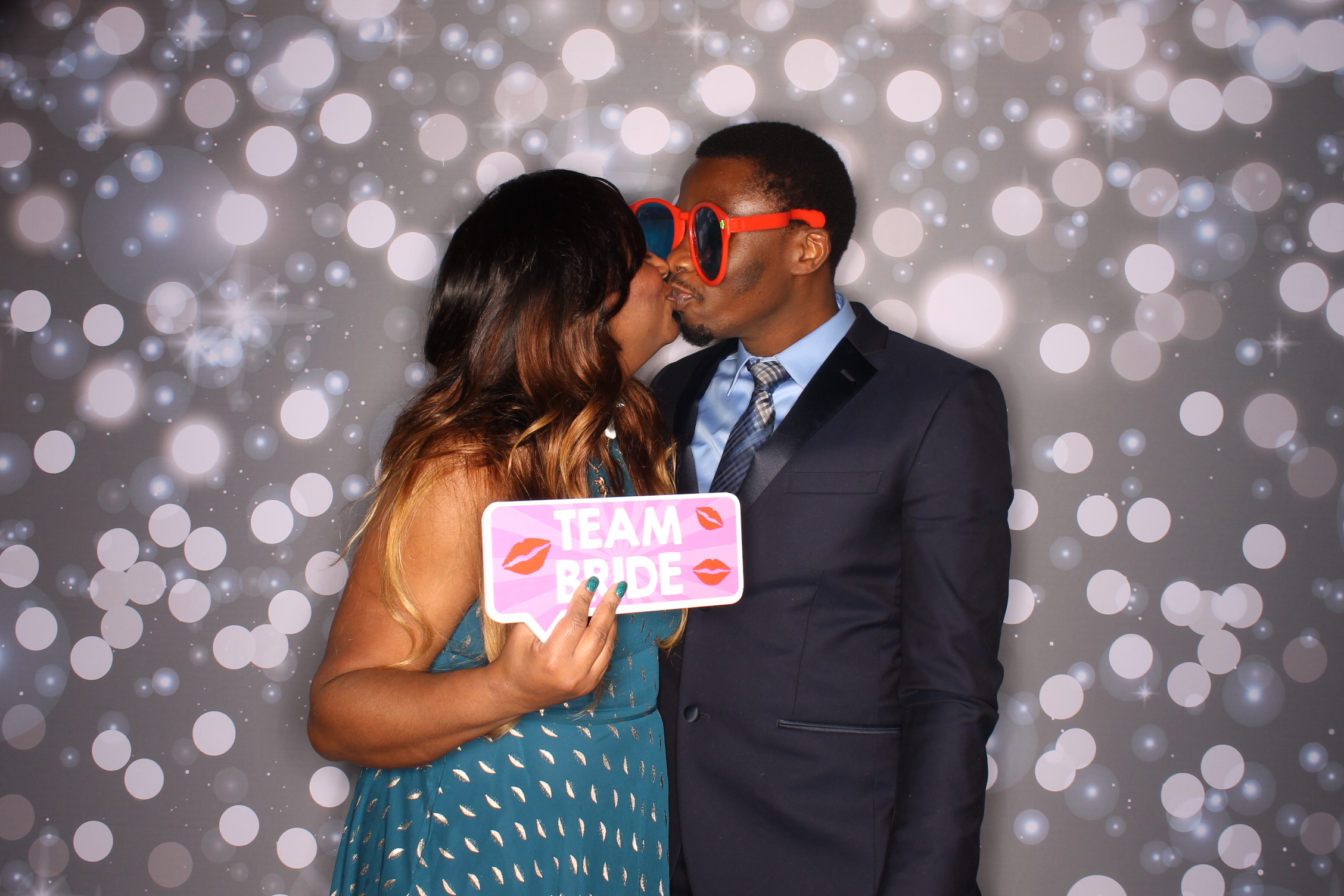 the Jackson's | View more photos from the event at gallery.photoboothcincy.com/u/PhotoBoothCincy/the-Jacksons